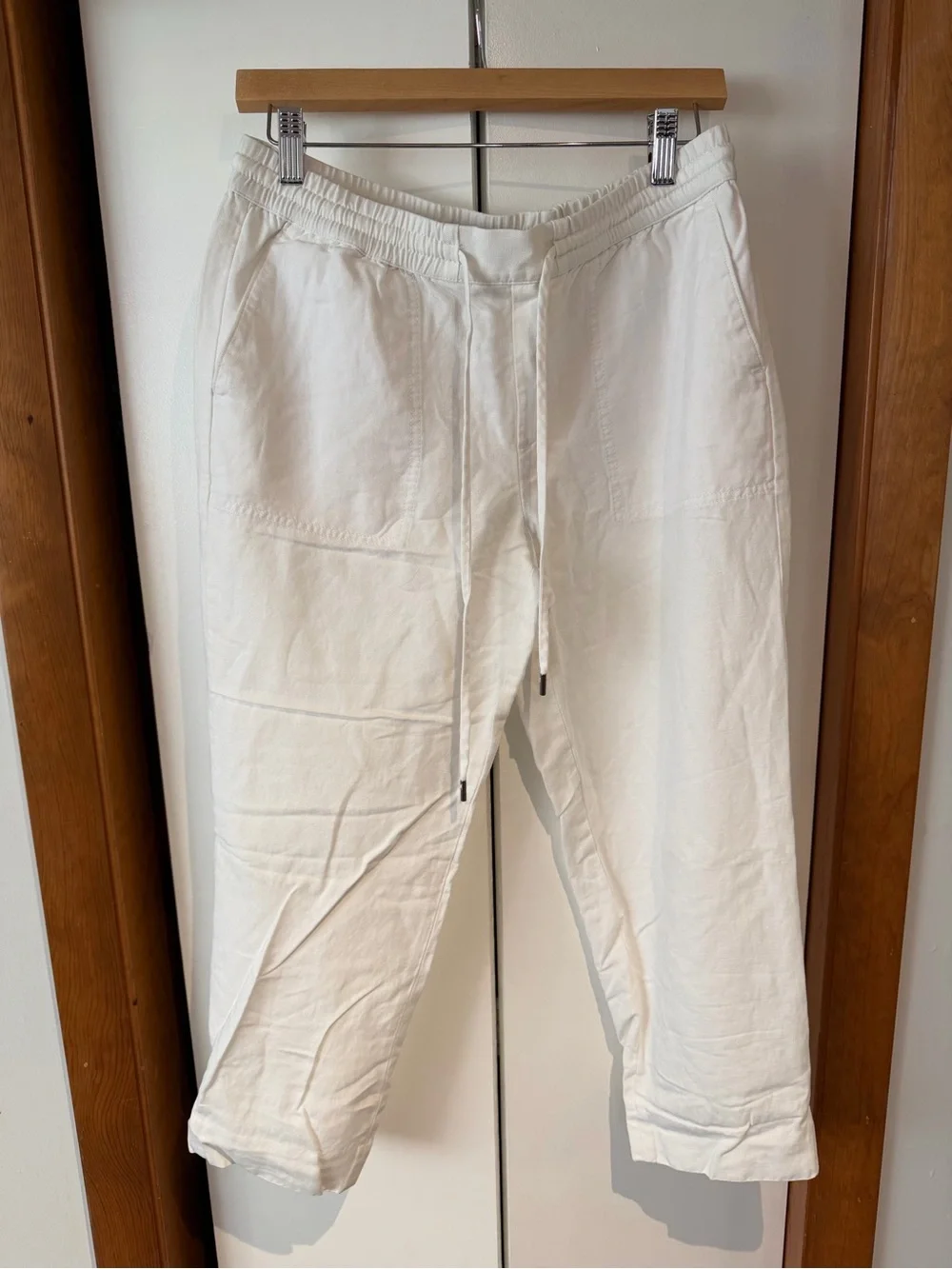 Women’s Banana Republic Pull On Linen Blend Pants - Size Small